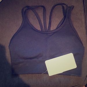 NWT. FABLETICS SPORTS BRA. Size xs